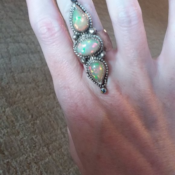 Ethiopian Opal Ring - Picture 7 of 7